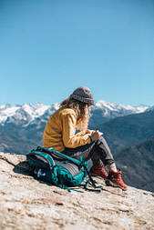 tyler-nix-q-motCAvPBM-unsplash